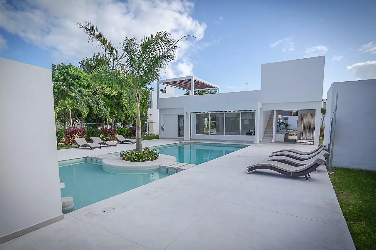 プエルト・モレロス Casa Pakalヴィラ メキシコ